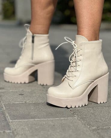 skechers zimske cipele: Cena 4300din
Peta :10cm
Br 36-40
Ptt 360 din
Isporuka 1-2dana — 2