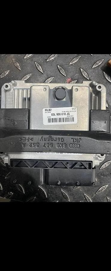 kafe pads: AUDI A4 A5 Q5 A6 2.0 TDI CGLC MOTORNI RACUNAR 03L906018JG | Audi vw — 2