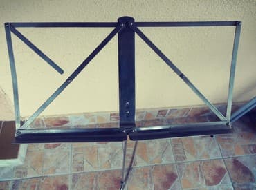 Ostali muzički instrumenti: Stalak za note Očuvan, potpuno ispravan i lako sklopiv do malih — 3