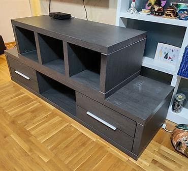 nogar za sto: Komoda iz dva dela, mogu da stoje odvojeno. Gornji deo može da stoji i — 6