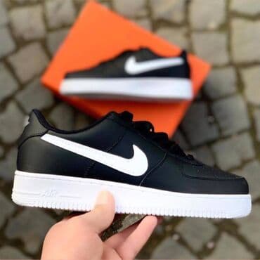 nike air force sa crnim znakom: Patike, veličina - 46 — 2