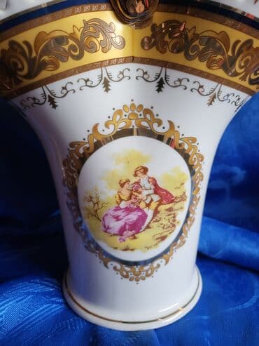 pepco korpa za voce: Vaza,korpa nova vintaz Lordshade porcelan. Perfektan profesionalni — 10