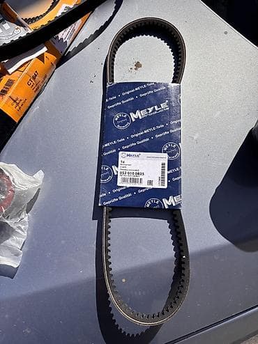 polovne formule na pedale: Komplet delova za zupčasti i pomoćni pogon motora. Sadržaj: - — 6