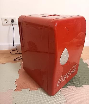 red bull frizider: Mini frizider CoCa-COLA Ispravan i solidno ocuvan mini frizider — 4