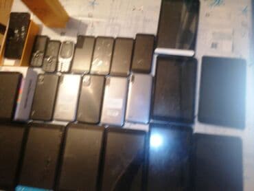 Modems, Broadband & Networking: Alcatel tablet 9032X (v1A38) - Ekran: 8 inča, rezolucija 800×1280 - — 7