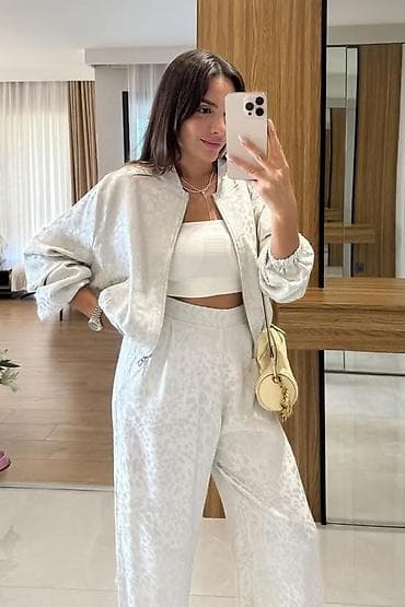 freywille nakit cene: 𝑲𝒍𝒆𝒐𝒑𝒂𝒕𝒓𝒂 𝑺𝒕𝒚𝒍𝒆 ✨

⚜️ Velicine S M L
⚜️ Cena 5200 dinara — 4