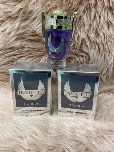 Donji delovi trenerke: Parfemi 
pk — 2