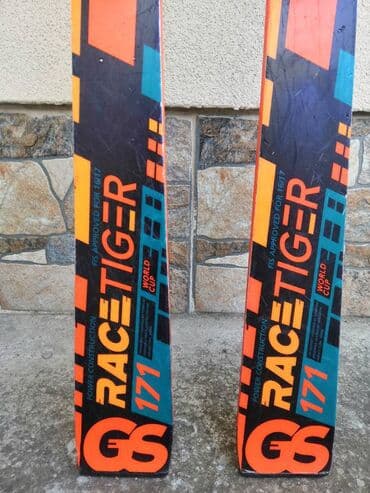 Ski equipment: Skije Volkl RACETIGER GS Geometrija skije 125-76-105 cm Radijus — 6
