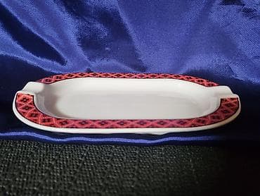 pottery zajecar: Pepeljara nova Zajecar porcelan 70te. Visina. 2cm — 4