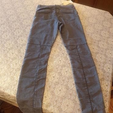 tech fleece sivo crni: Nove farmerke, 36 vel — 3