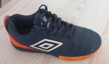 ajkula papuce za decu: Umbro, Veličina - 31 — 2