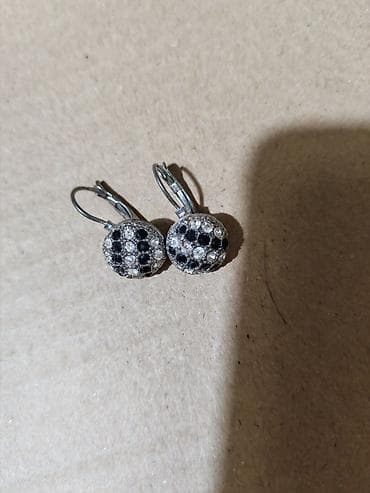 swarovski mindjuse za devojcice: Nazušnice sa okruglim privešcima ukrašenim kristalima - Model: viseće — 1