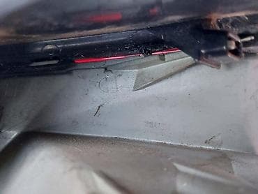 skuter do 200e: 4.STOP SVETLA ZA VOLKSWAGEN GOLF 5 OD 2004. DO 2008. GOD. - 1KG945095 — 2