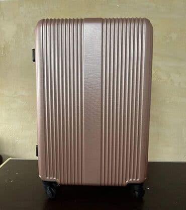 kabinski koferi: Putni koferi 3 kofera u kompletu Crni, Rozi, zlatni 12200 din ali - — 1