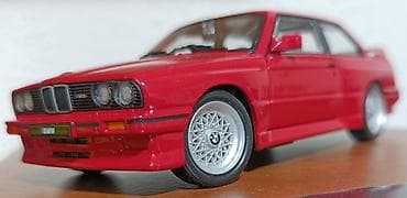 rc formula 1: Bburago maketa automobila – 1988 BMW 3 Series M3 (E30) - Skala: 1:24 — 4