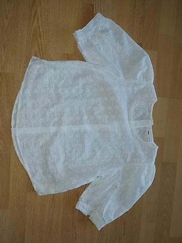 Kape i aksesoari: Komplet za ležerne i romantične kombinacije - Bela pamučna bluza sa — 2