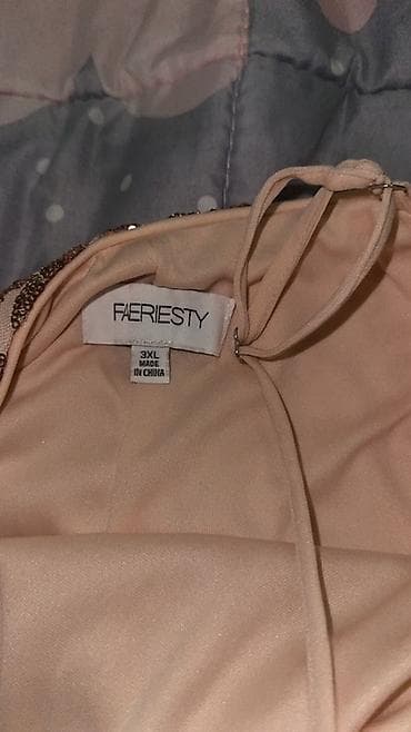 balenciaga haljine: Faeriesty haljina – svečani model sa šljokicama i tilom - Brend — 2