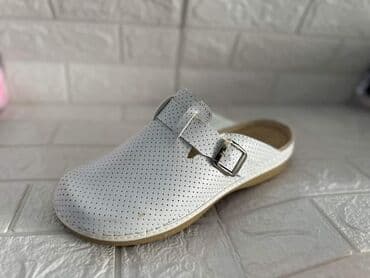 crocs zenske klompe: 41-45
1500din — 4