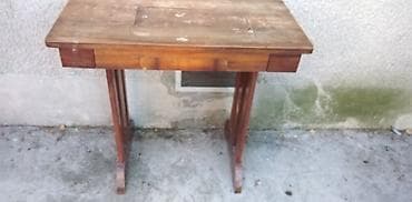 Kabinet za sivacu masinu duz. 89 x šir. 44,5 x vis. 77 cm.sa 2 na lalafo.rs Kabinet za sivacu masinu duz. 89 x šir. 44,5 x vis. 77 cm.sa 2