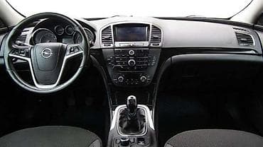 prodaja automobila nis: INSTRUMENT TABLA ZA OPEL INSIGNIA OD 2009. DO 2013. GOD. | Polovni — 2
