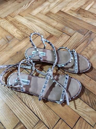 papuce na ajkule: Steve Madden ženske sandale sa nitnama - Model: ravne sandale sa više — 3