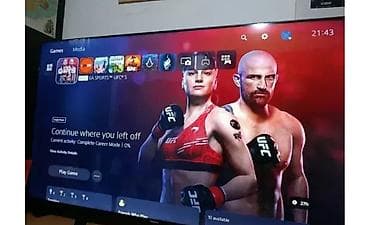 PlayStation 5 konzola sa bogatom bibliotekom igara i pratećom opremom na lalafo.rs PlayStation 5 konzola sa bogatom bibliotekom igara i pratećom opremom