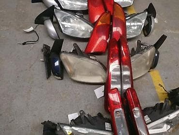 focus 2: STOP LAMPE ZA FORD FOCUS OD 1998. DO 2010. GOD. | FORD velika ponuda — 1