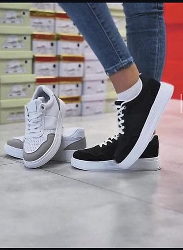 patike 46: Uniseks patike za svakodnevnu upotrebu - Dizajn: dva modela – — 1