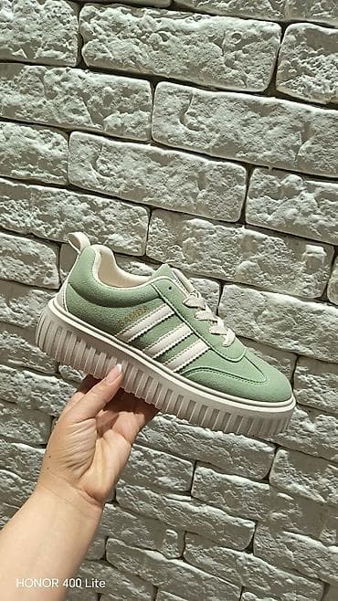 adidas sleek w: 👑Broj 36-41 ✅Cena 2500 din Patike sa platformom – model sa tri pruge — 1