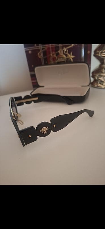 versace naocare za sunce: Versace sunčane naočare – pravougaoni/uskiji “flat-top” dizajn sa — 2