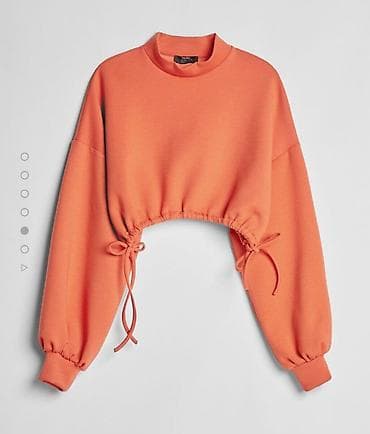 Crop top dux na uckur za nabiranje. Dostupna samo zuta boja