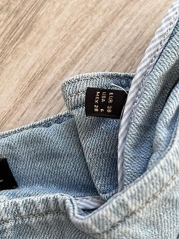 ugg ženska: Massimo Dutti ženske pantalone od svetlog denima - Model: paperbag — 5