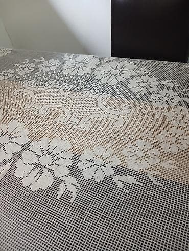 slike za devojku: Pamučni čipkani stolnjak – klasičan pravougaoni model dim 160 x130 - — 2