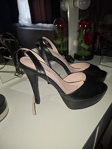 deichmann sandale na stiklu: Crne elegantne sandale na visoku potpeticu – DIAMANTIQUE - Model — 2