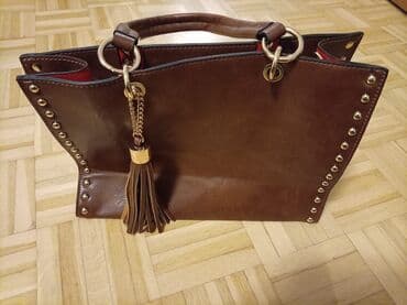 Personal Items: Elegantna ženska torba – braon sa zlatnim detaljima - Materijal — 1