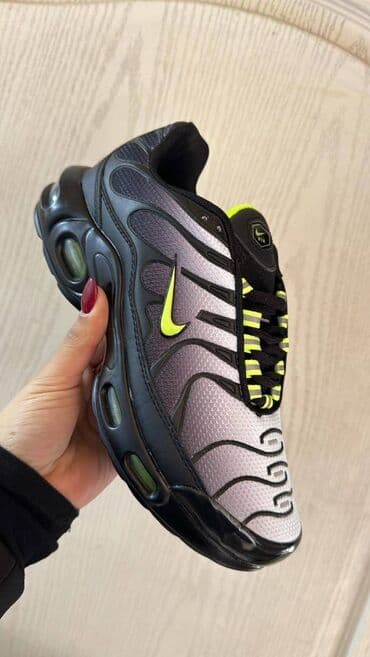 nike react zenske patike: Trainers, size - 46 — 8