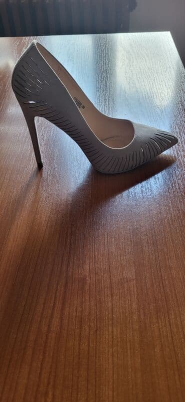 push up helanke novi sad: Pumps, Zara, 39 — 9