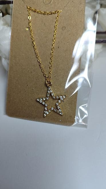 srebrni filigranski nakit: Zlatni lančić sa priveskom u obliku zvezde, posutim sitnim sjajnim — 3