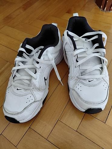 muska obuca kragujevac: Nike muške patike – bele sa crnim detaljima (model sa Nike Swoosh sa — 1