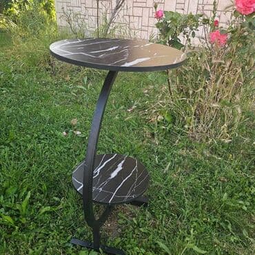mreza za igracke: Elegantan stočić na dva nivoa sa crnim metalnim ramom i okruglim — 5