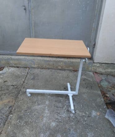 Stolovi: Stolić za hranjenje. Super očuvan, visina može da se podešava, može na lalafo.rs Stolovi: Stolić za hranjenje. Super očuvan, visina može da se podešava, može