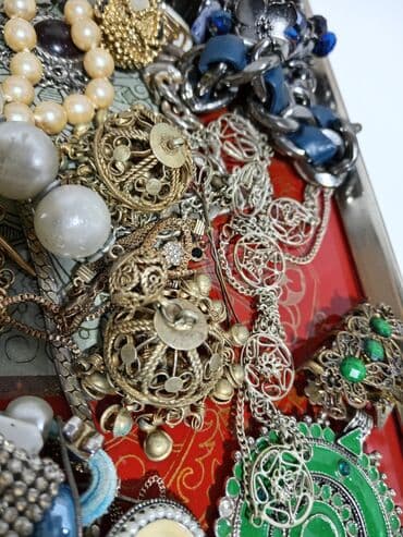 pidzame sa srcima: Veliki lot bižuterije – raznovrstan miks ogrlica, narukvica, minđuša — 10