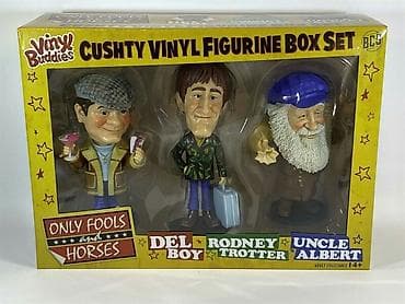 Likovi iz poznate serije "Mucke" novo pakovanje neotpakovano cena