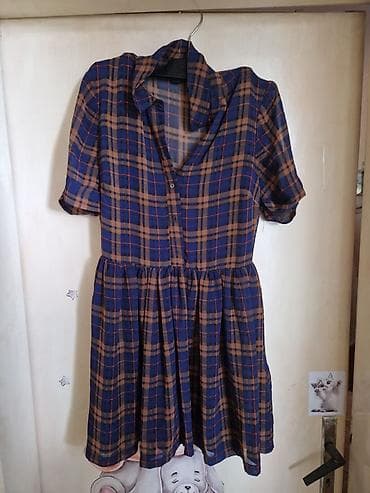 Haljina na kockice – košulja-kroj - Uzorak: tamnoplava i smeđa