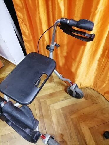 pojasevi za bruh: Hodalica sklapajuća sa ispravnim kočnicama
Sve je Ok — 4