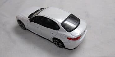 home alone 1 sa prevodom na srpski: Burago Alfa Giulia, 1:43 China ocuvan — 3