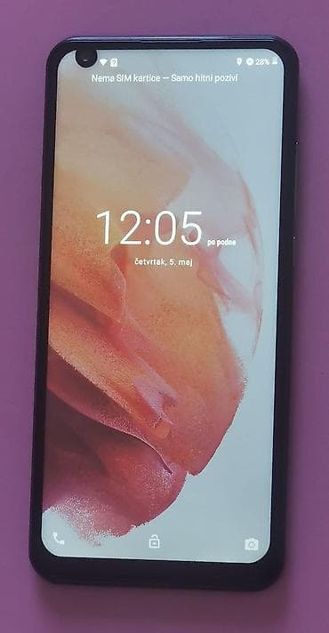 Samsung S21 ultra u pitanju je replika telefona i zato je ova