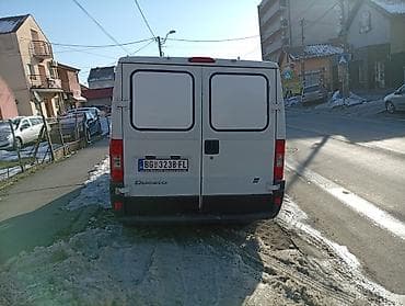 Sweatpants: Fiat Ducato furgon – beli, zatvoreni tovarni kombi. Ključne — 4