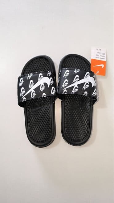 opposite papuce sa krznom: Beach slippers, Nike, 45 — 9