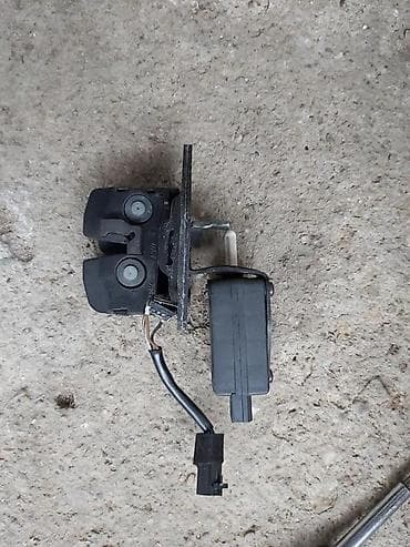 360 kamera za auto: ALFA 147 MOTORIC MEHANIZAM GEPEK VRATA | Mehanizam gepeka skinuto sa — 2
